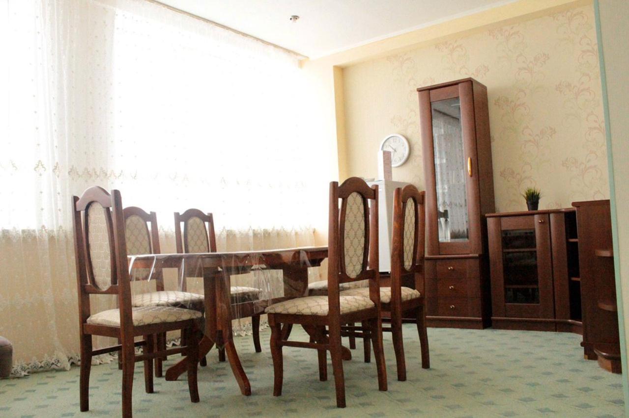 Павлодар Hotel Exterior foto